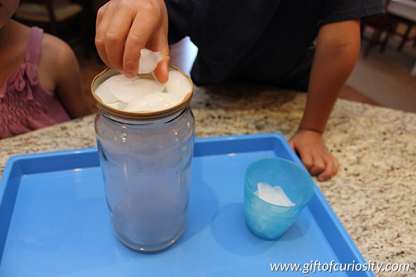 How-to-make-a-cloud-in-a-jar-with-hairspray-2