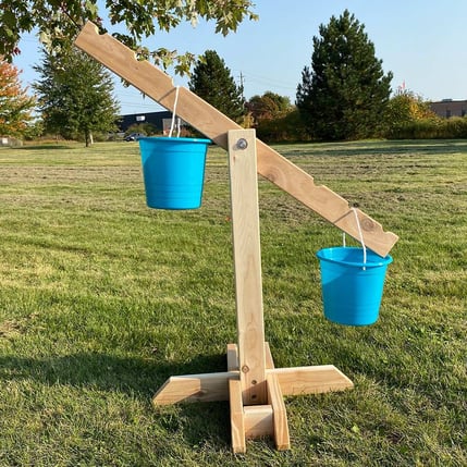 outdoor-bucket-balance-scale-by-scholars-choice-031-0044-alt1