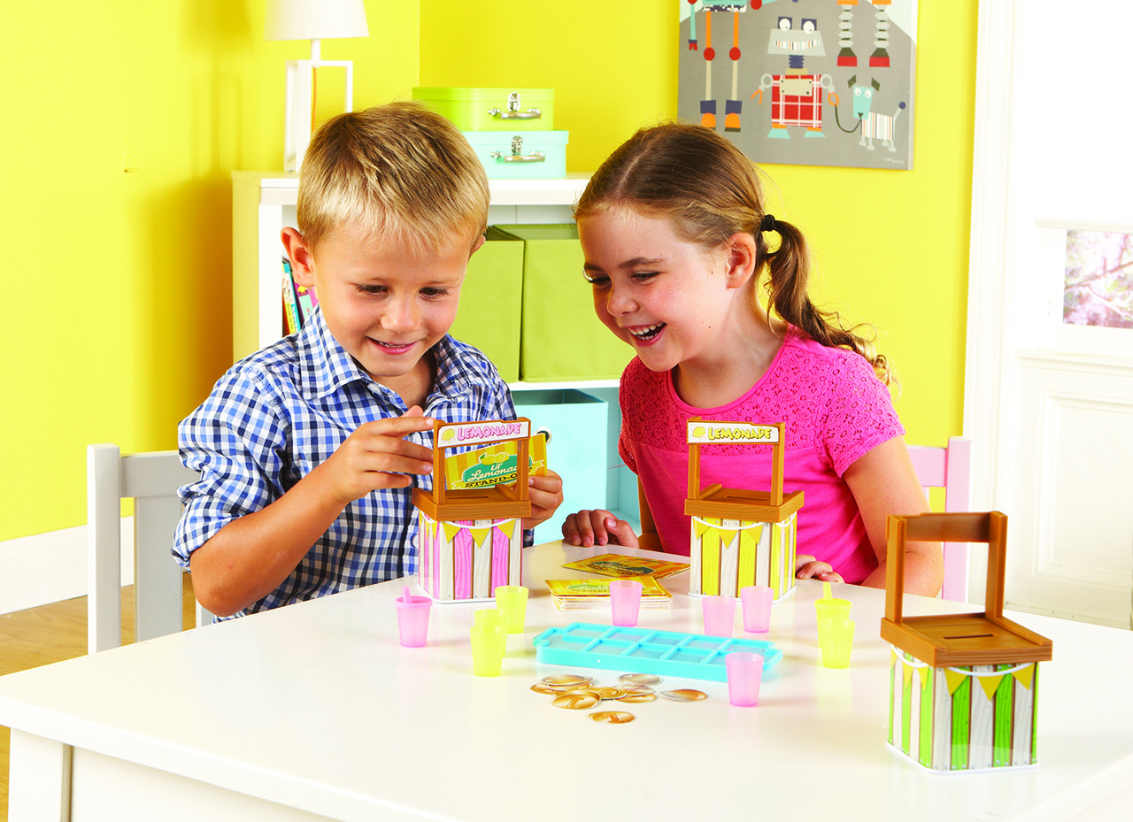 Scholar's Choice Picks: Top 5 Games To Play At Home With Your Kids